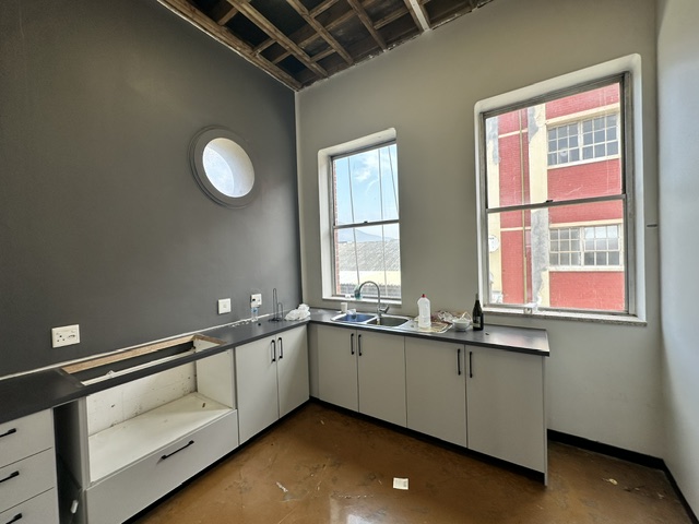 To Let Commercial Property for Rent in Woodstock Western Cape